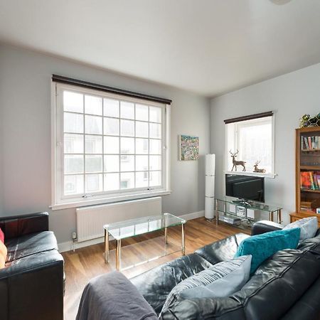Royal Mile Modern Apartment Edinburgh Kültér fotó